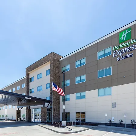 Holiday Inn Express & Suites - Springfield North By Ihg